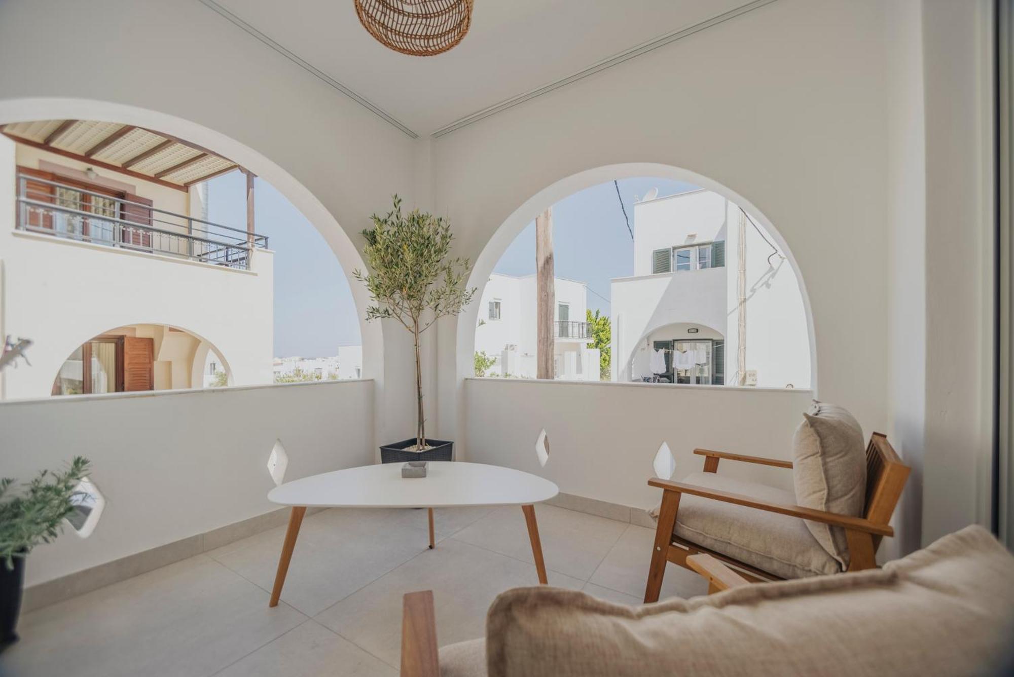 Апарт отель Golden Bird'S Naxos City Экстерьер фото